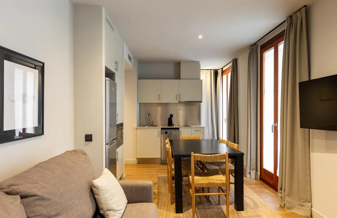 Uma Suites Barceloneta Beach-1